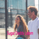 uns sugar daddy juega al padel con su sugar baby